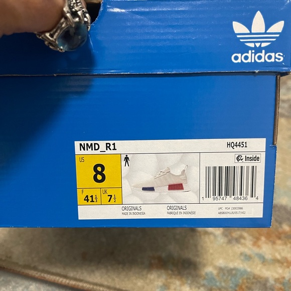 NIB men’s Size 8 (Euro Size 41.5) Adidas NMD R1 Sneakers In White/Tint/Red/Blue - Picture 8 of 16